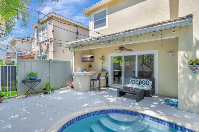 6788 Hendry Drive, Lake Worth, FL 33463