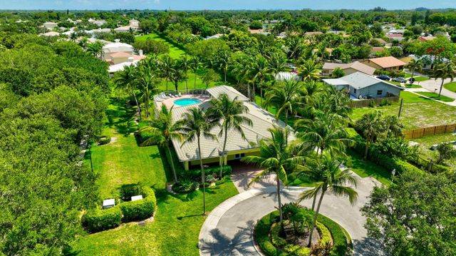 6788 Hendry Drive, Lake Worth, FL 33463