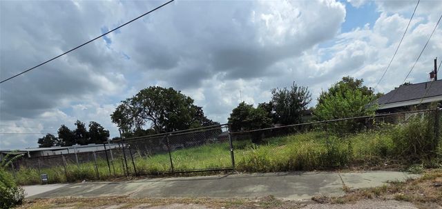 5514 Jensen Drive, Houston, TX 77026