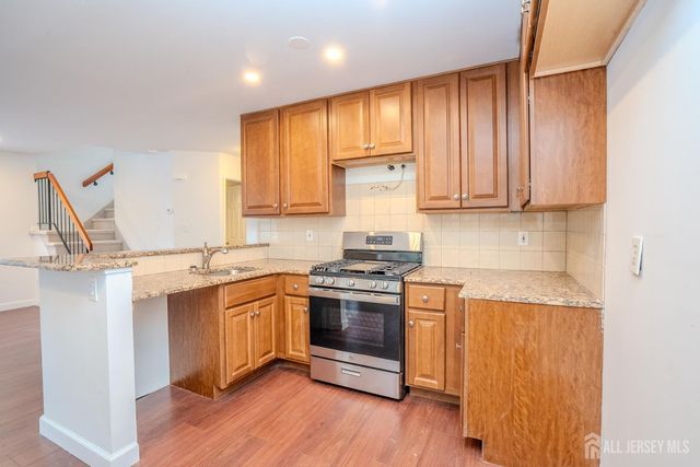 250 Crosspointe Drive, East Brunswick, NJ 08816