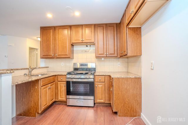 250 Crosspointe Drive, East Brunswick, NJ 08816