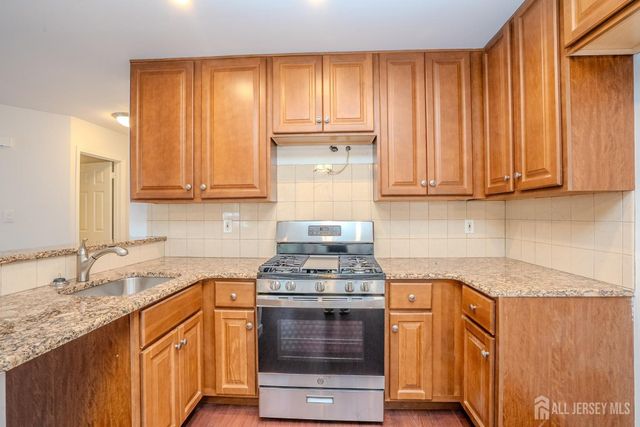 250 Crosspointe Drive, East Brunswick, NJ 08816