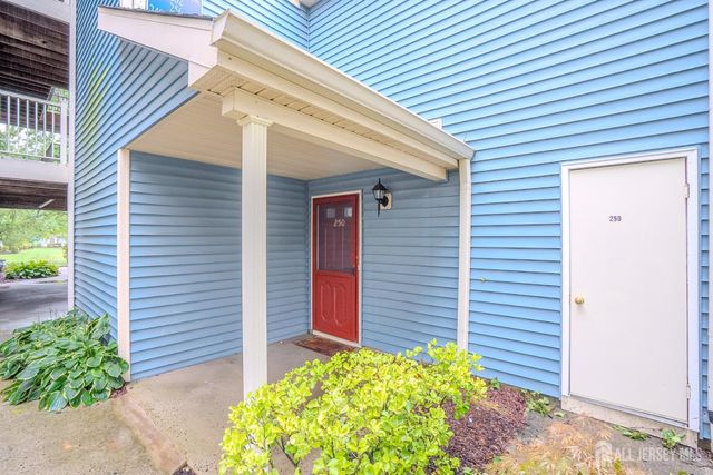 250 Crosspointe Drive, East Brunswick, NJ 08816
