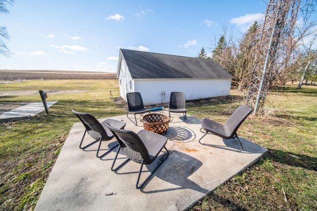 6314 75th Street NE, Elgin, MN 55932