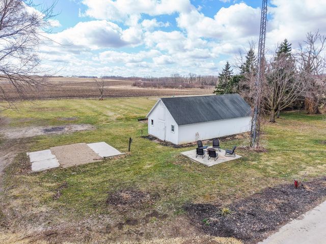 6314 75th Street NE, Elgin, MN 55932