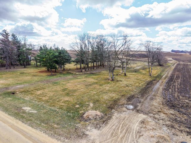 6314 75th Street NE, Elgin, MN 55932