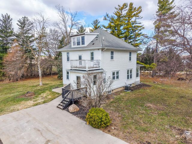 6314 75th Street NE, Elgin, MN 55932