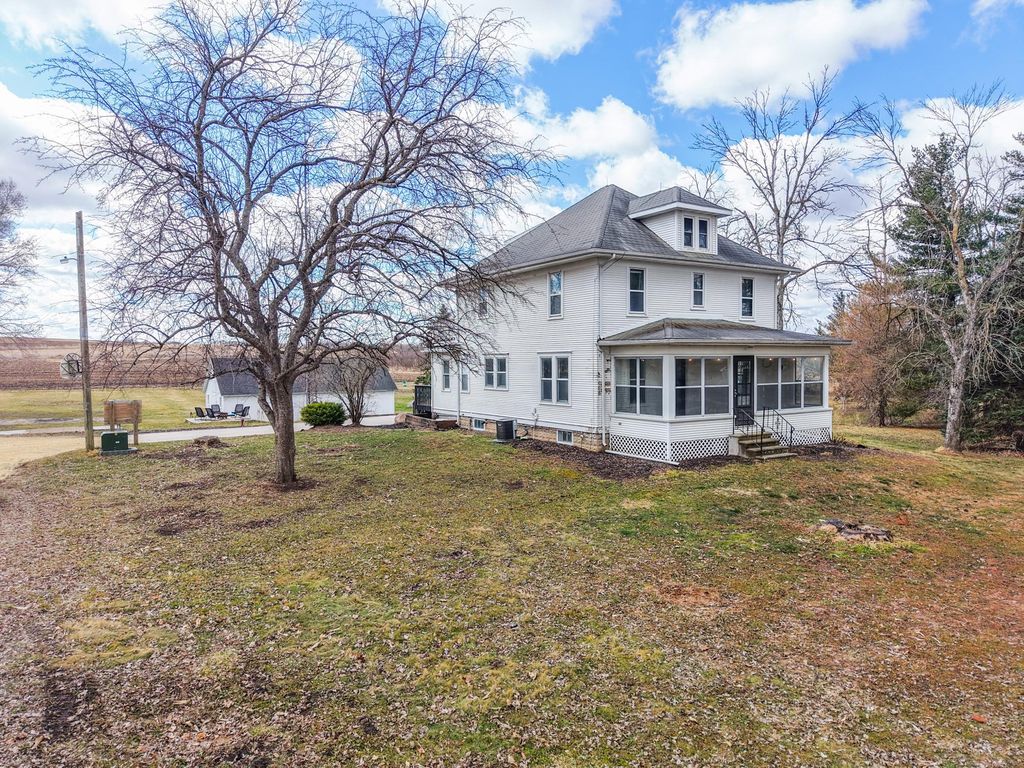 6314 75th Street NE, Elgin, MN 55932