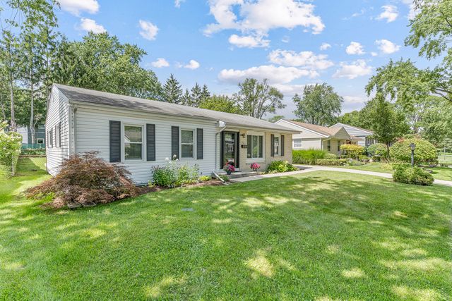 56 Birch Trail, Wheeling, IL 60090
