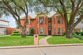 3228 Oakdale Drive, Hurst, TX 76054