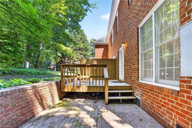 2 Park Village Court F, Greensboro, NC 27455