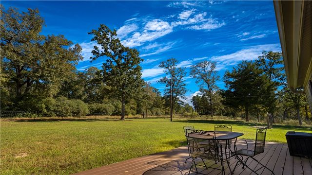 15383 CR 236, Oakwood, TX 75855
