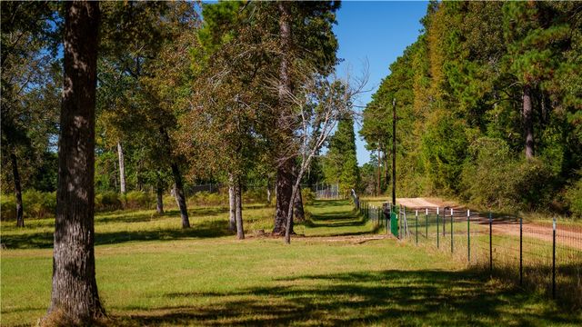15383 CR 236, Oakwood, TX 75855