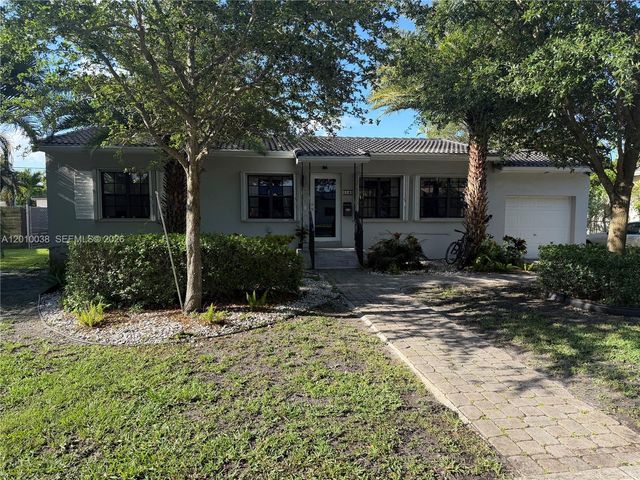 1140 Wren Ave, Miami Springs, FL 33166