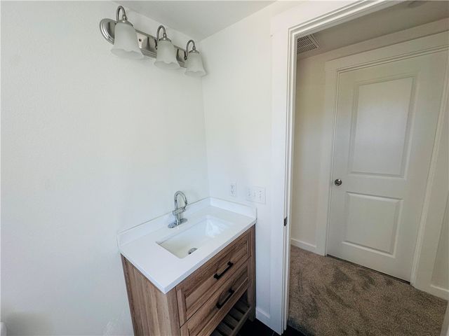 202 S Parrott Drive, Huntsville, AR 72740