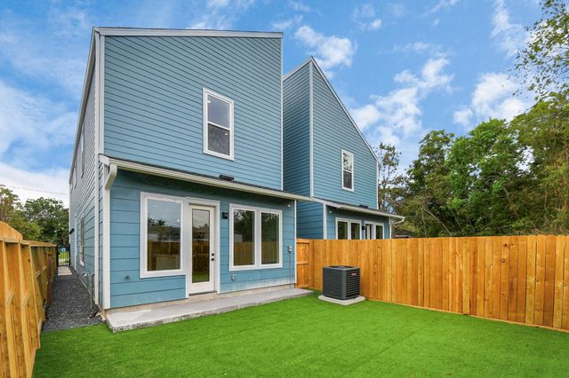 6817 Peerless Street, Houston, TX 77021