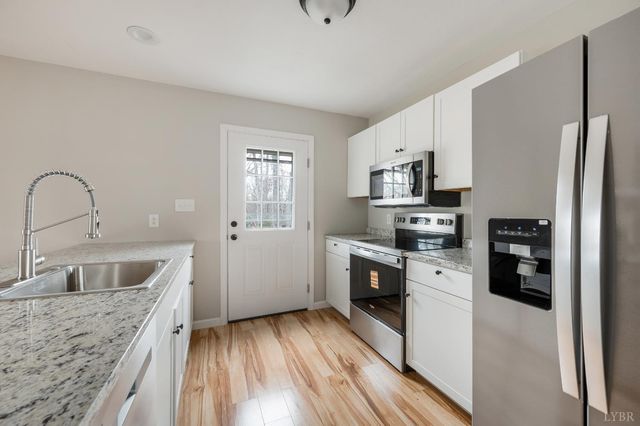 2365 Police Tower Road, Appomattox, VA 24522