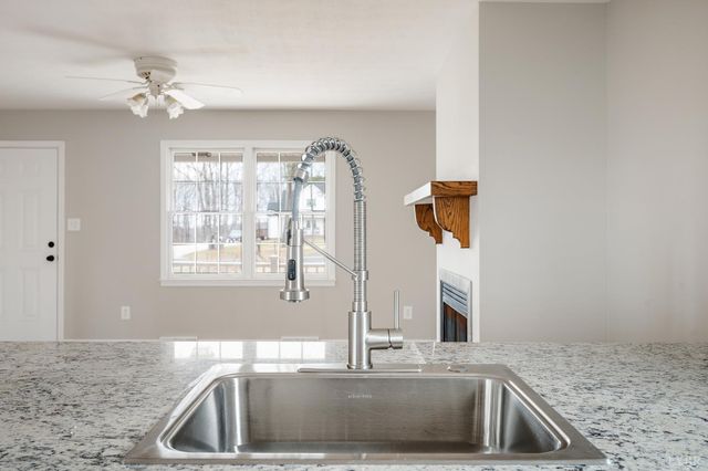 2365 Police Tower Road, Appomattox, VA 24522