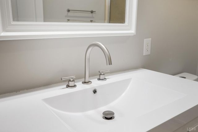 2365 Police Tower Road, Appomattox, VA 24522