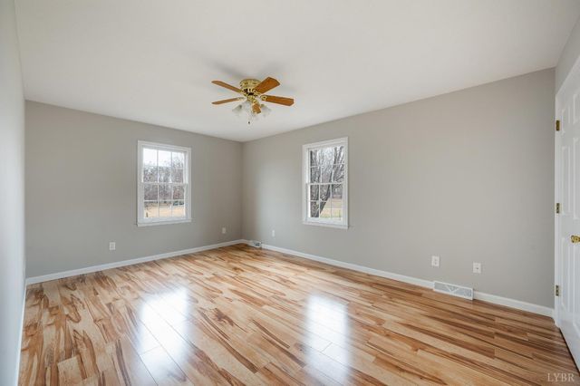 2365 Police Tower Road, Appomattox, VA 24522