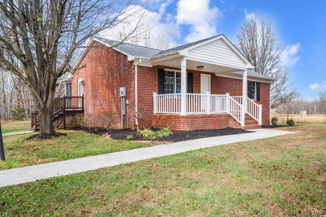 2365 Police Tower Road, Appomattox, VA 24522