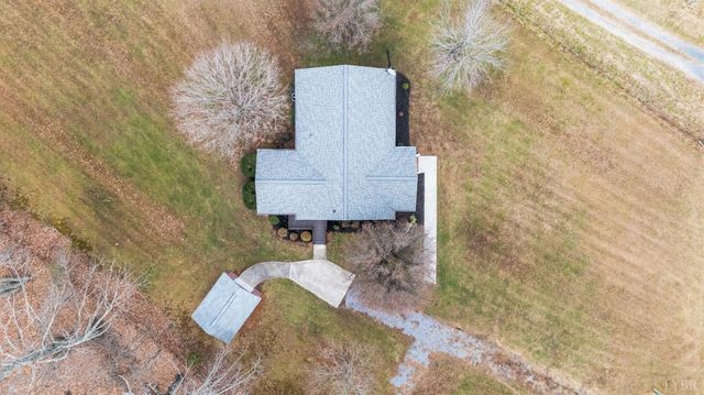 2365 Police Tower Road, Appomattox, VA 24522