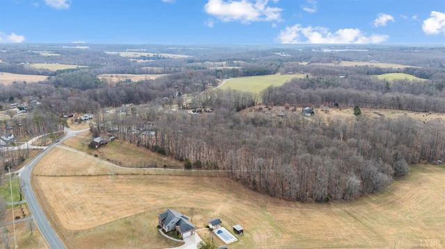 2365 Police Tower Road, Appomattox, VA 24522