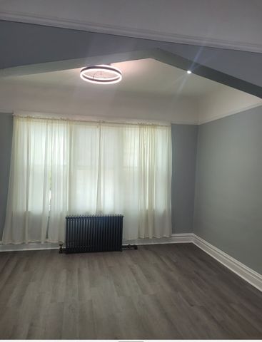 3516 N Neenah Avenue, Chicago, IL 60634