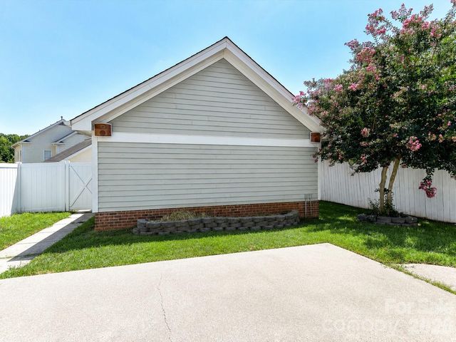 13106 Kennerly Drive, Huntersville, NC 28078