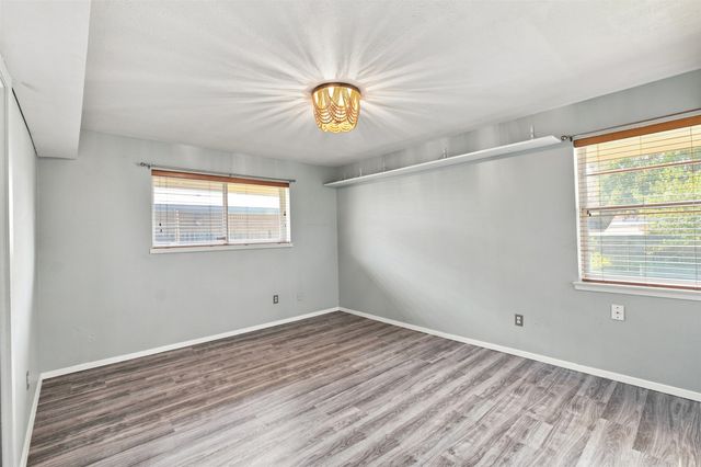 2022 Normandy Drive, Irving, TX 75060