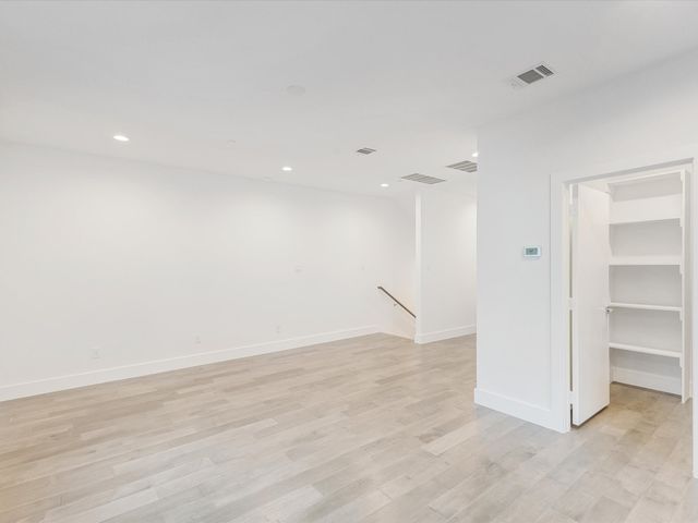 1771 McCoy Street 305, Dallas, TX 75204