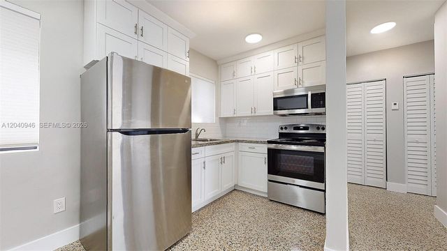 101 W 11th Street 4, Hialeah, FL 33010