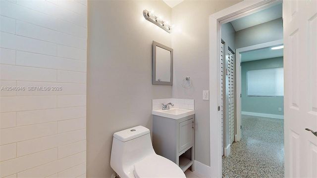 101 W 11th Street 4, Hialeah, FL 33010