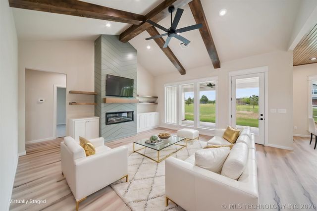 956 Blue Bird Lane, Pryor, OK 74361