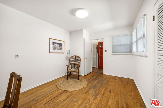 16620 Hamlin Street, Lake Balboa, CA 91406