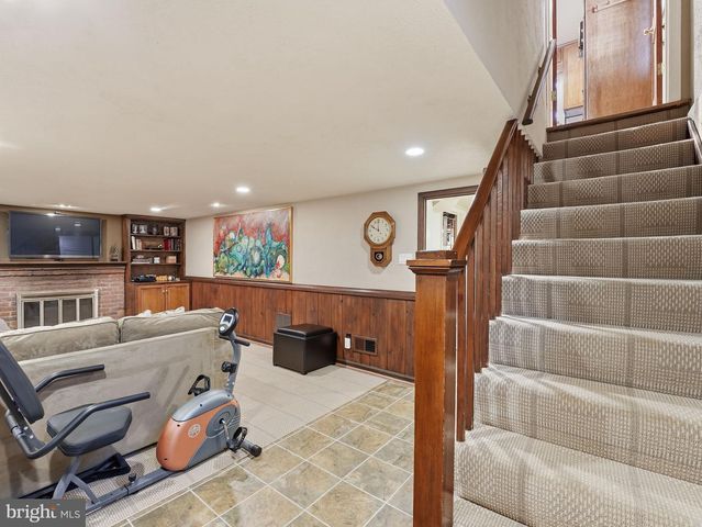 1812 N HANCOCK ST, Arlington, VA 22201