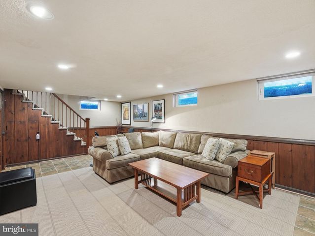 1812 N HANCOCK ST, Arlington, VA 22201