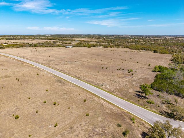 30 Mesa Ranch RD, Dripping Springs, TX 78620