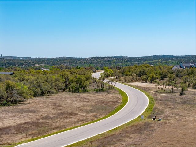 30 Mesa Ranch RD, Dripping Springs, TX 78620