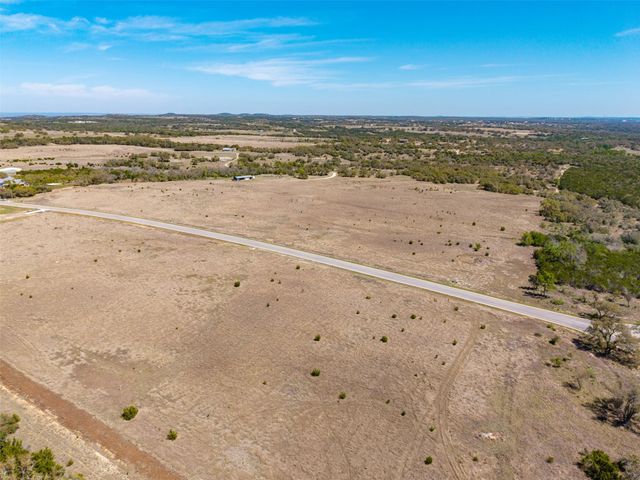 30 Mesa Ranch RD, Dripping Springs, TX 78620