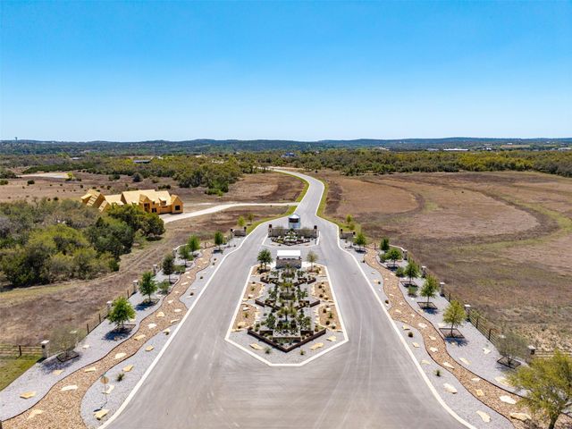 30 Mesa Ranch RD, Dripping Springs, TX 78620