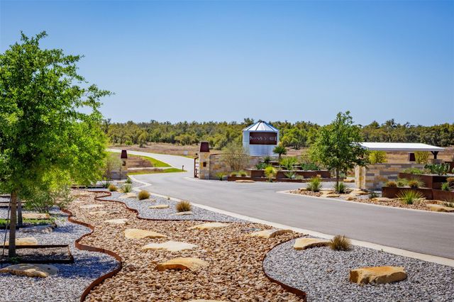 30 Mesa Ranch RD, Dripping Springs, TX 78620