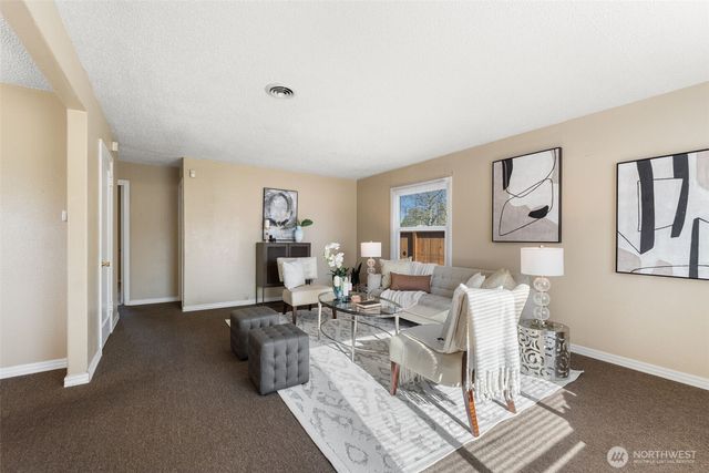 8725 121st Street SW, Lakewood, WA 98498