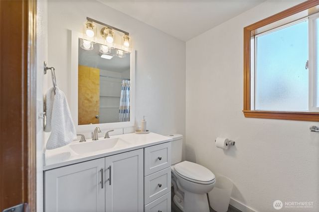 8725 121st Street SW, Lakewood, WA 98498