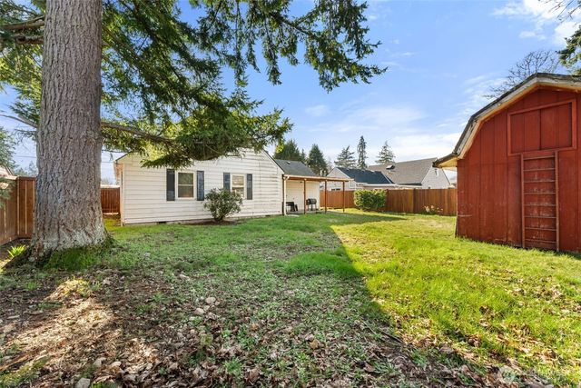 8725 121st Street SW, Lakewood, WA 98498