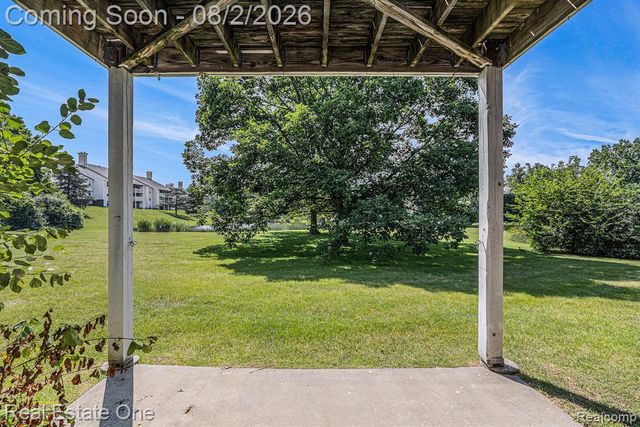 239 Fieldcrest Street, Ann Arbor, MI 48103