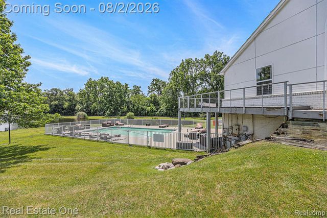 239 Fieldcrest Street, Ann Arbor, MI 48103