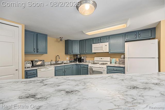 239 Fieldcrest Street, Ann Arbor, MI 48103