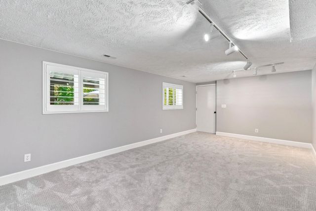 4003 E 42nd Ave, Spokane, WA 99223