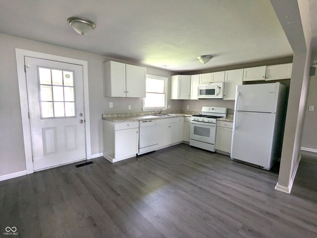 6733 S Cross Street, Pendleton, IN 46064